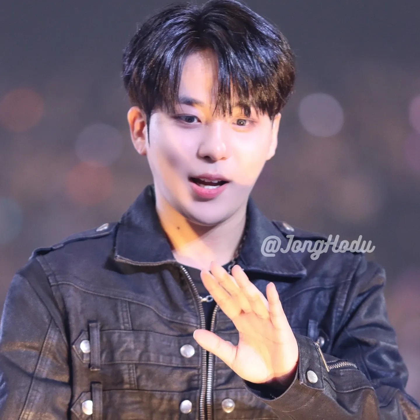 ATEEZの舞台裏ショット