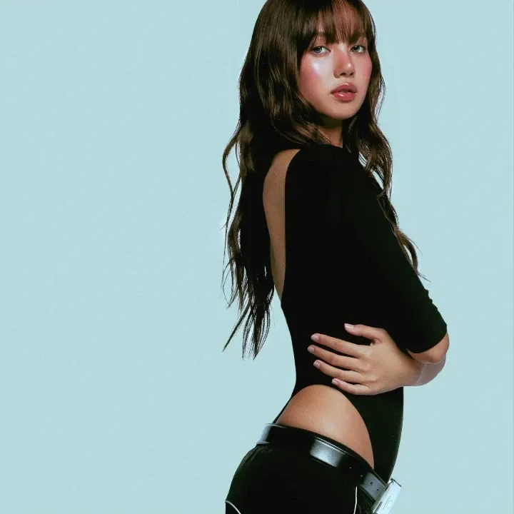 Potret di balik layar Lisa (BLACKPINK)