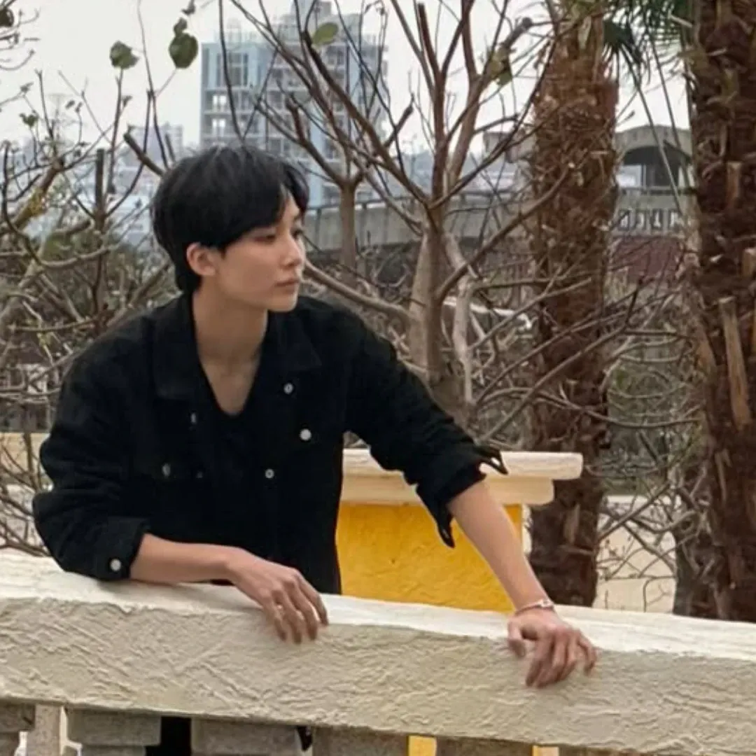 Latest photo of Jeonghan (SEVENTEEN)