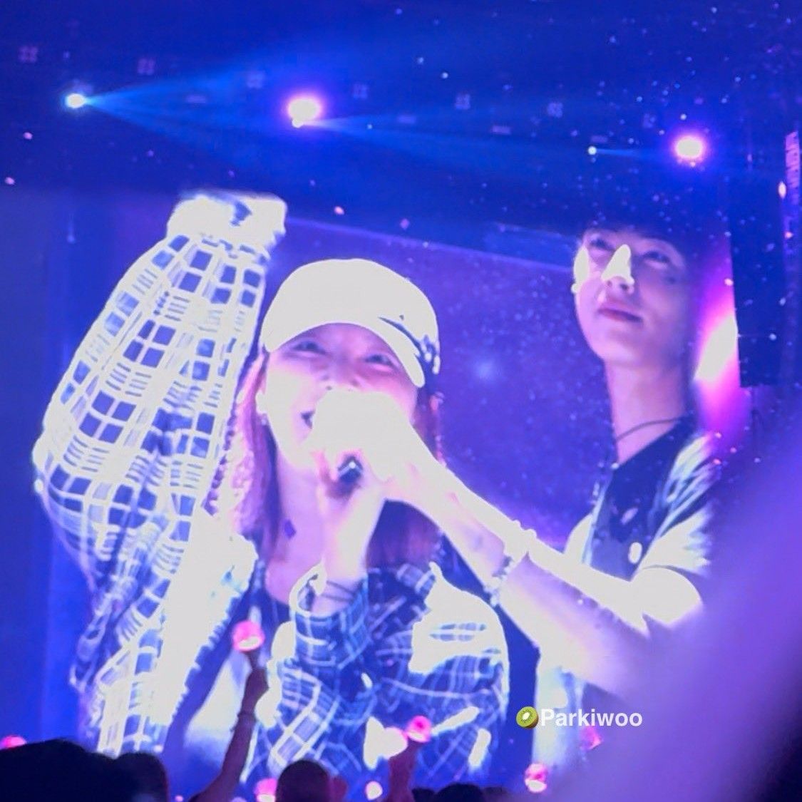 A moment captured by Billlie's fan