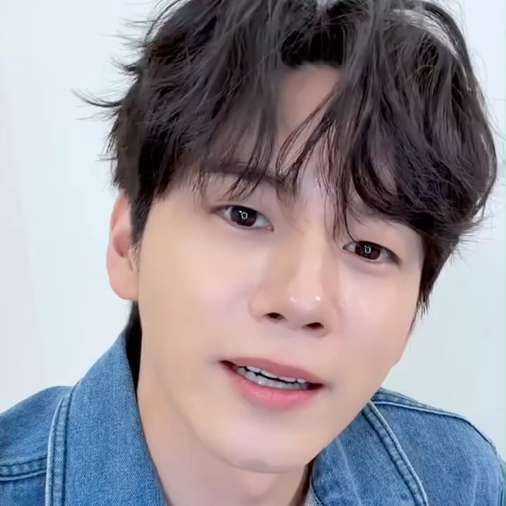 A moment captured by Ong Seongwu's fan