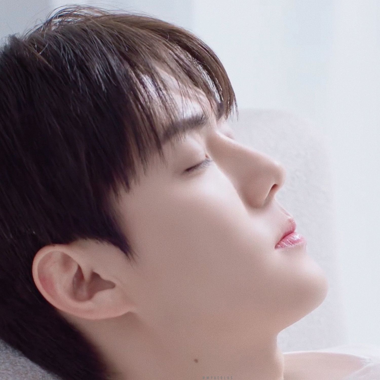 세훈 (EXO)의 비하인드 컷