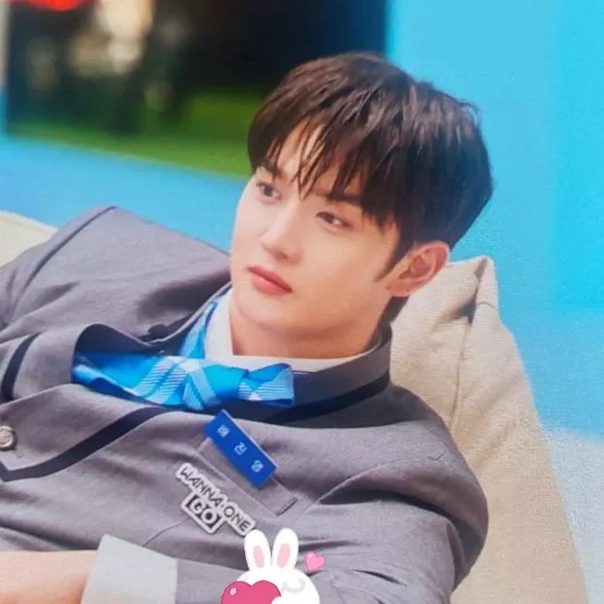 Latest photo of Bae Jinyoung
