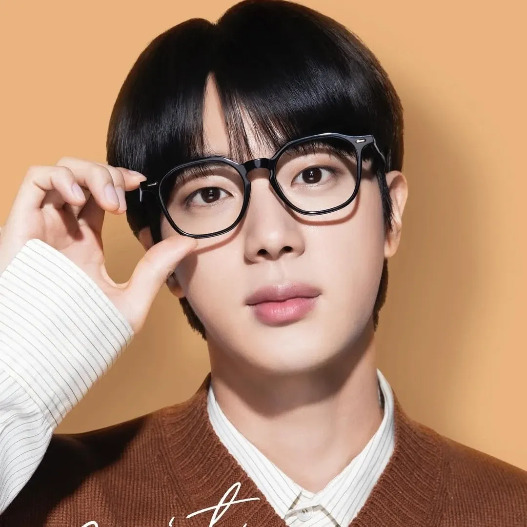 Potret di balik layar Jin (BTS)