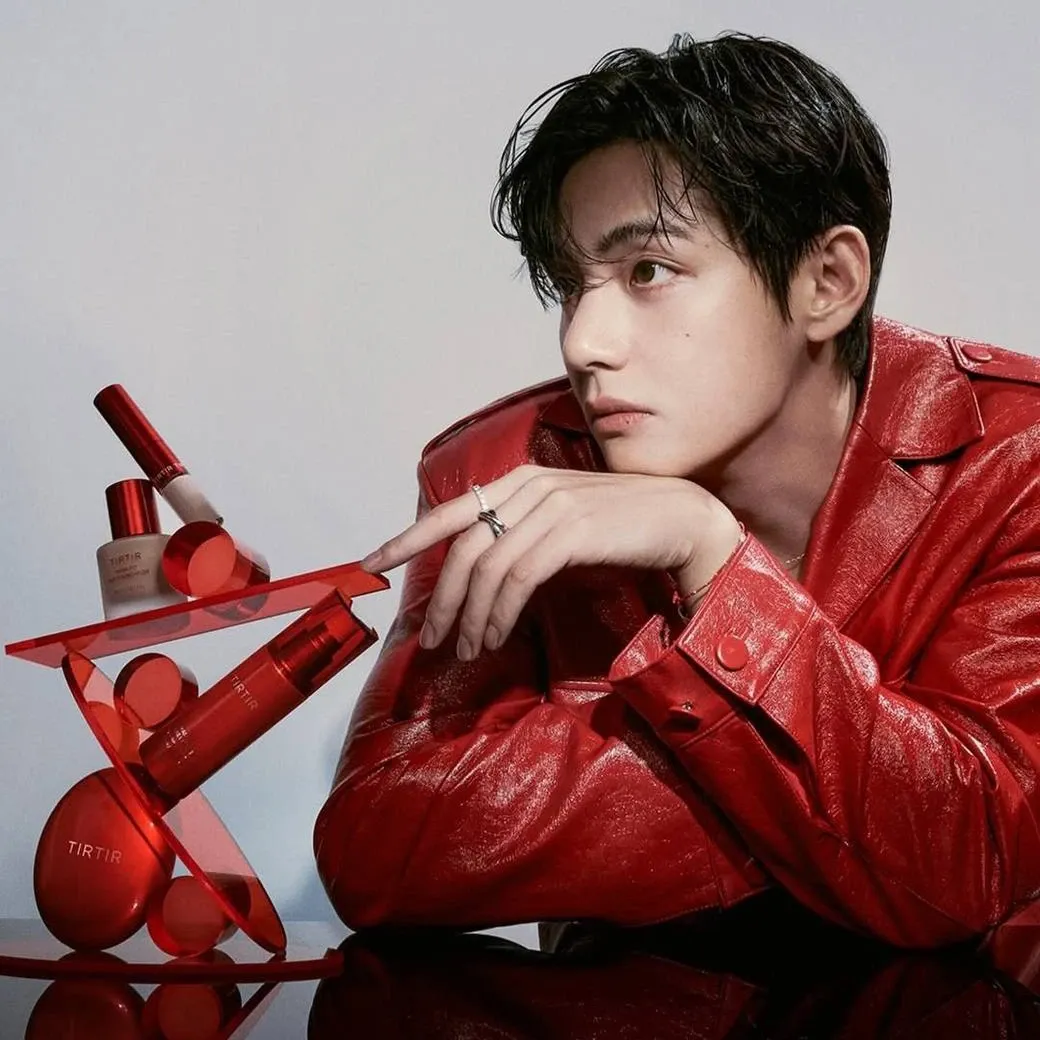 Recent activity shot of V (BTS)