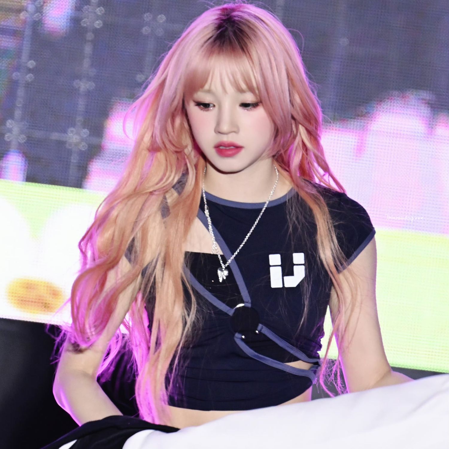 Latest photo of Yuqi (i-dle)