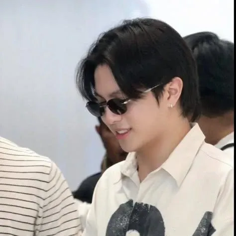 Behind-the-scenes cut of William (LYKN)