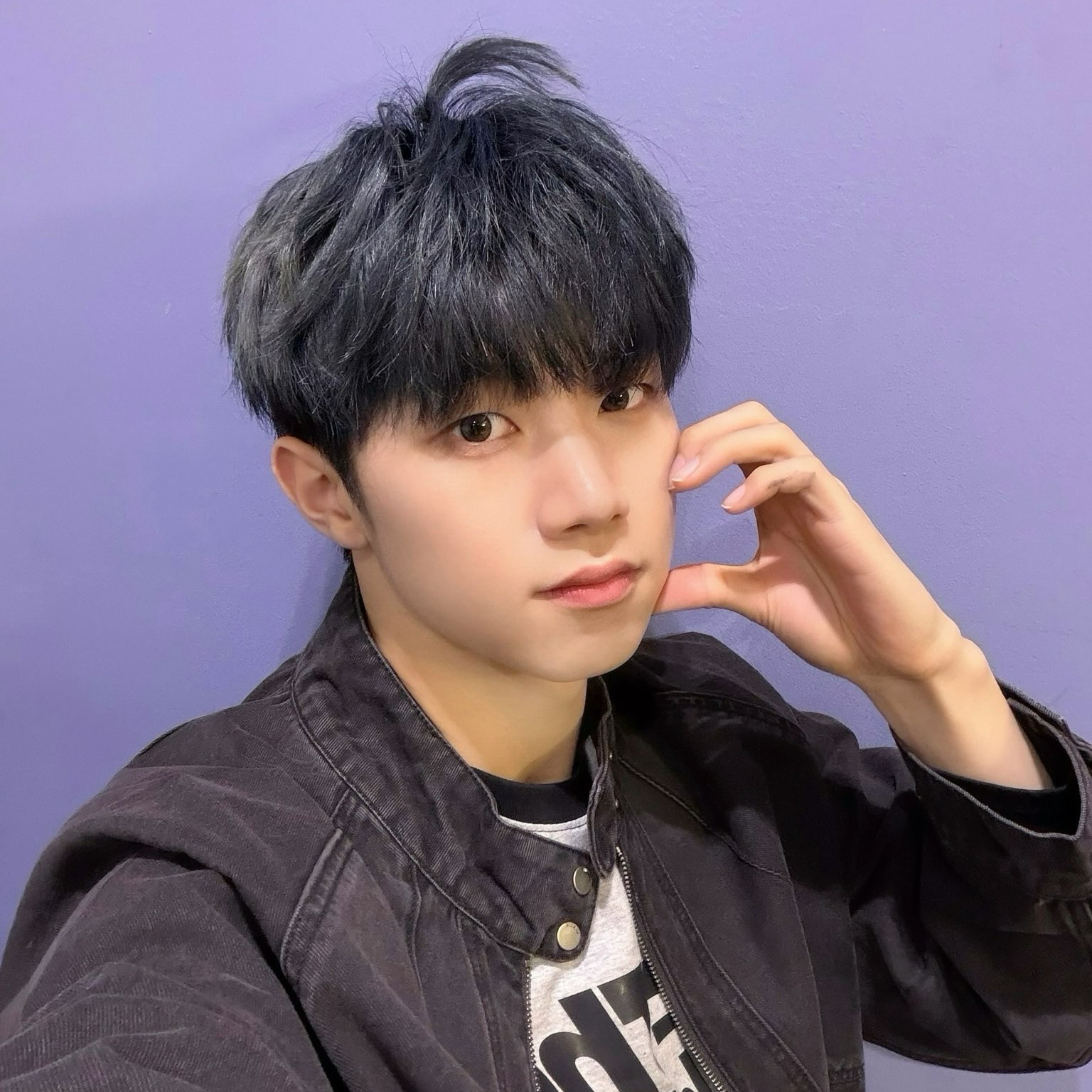 Latest photo of Hyunwoo (Xikers)