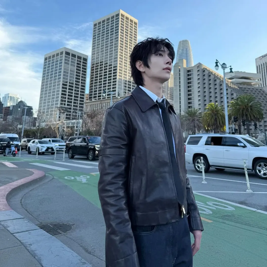 Latest photo of Joshua (SEVENTEEN)