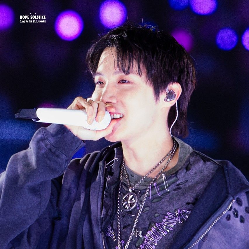 Foto terbaru j-hope (BTS)