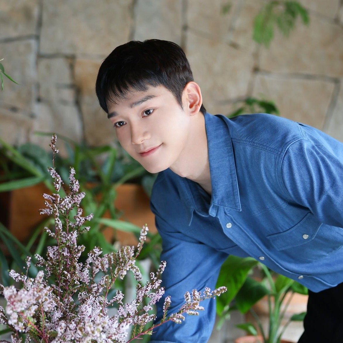 Latest photo of Chen (EXO)