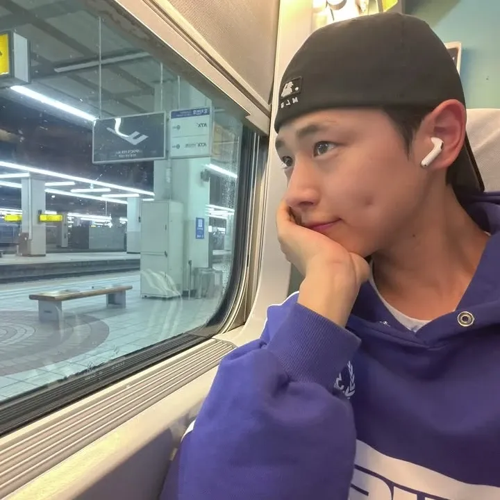 Behind-the-scenes cut of Choi Byungchan