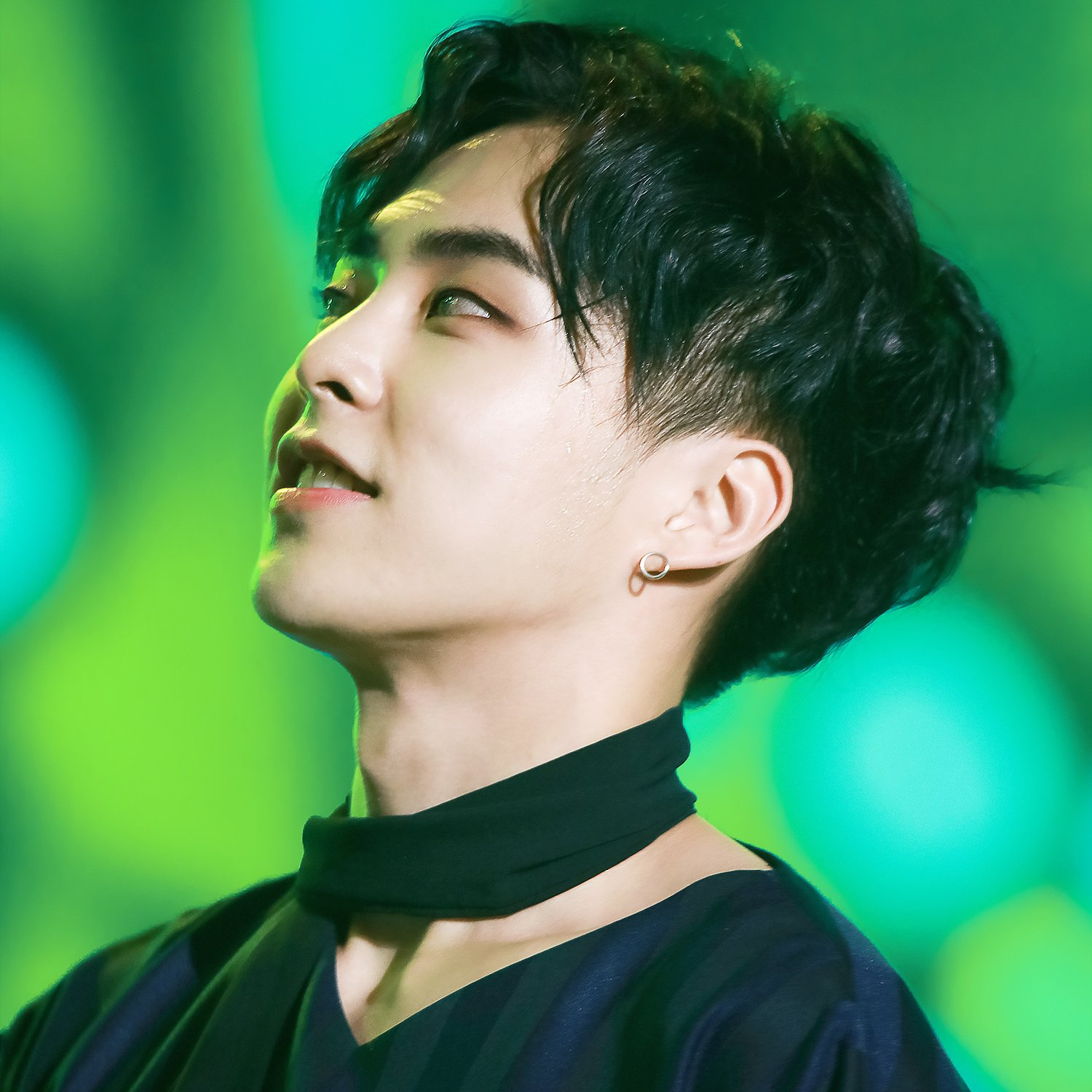 A moment captured by Xiumin (EXO)'s fan