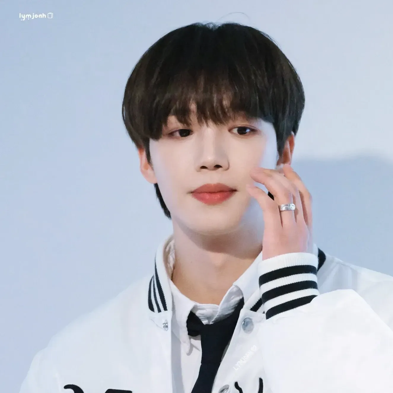 A moment captured by Lim Youngmin's fan