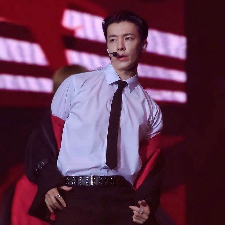 A moment captured by Donghae (Super Junior)'s fan