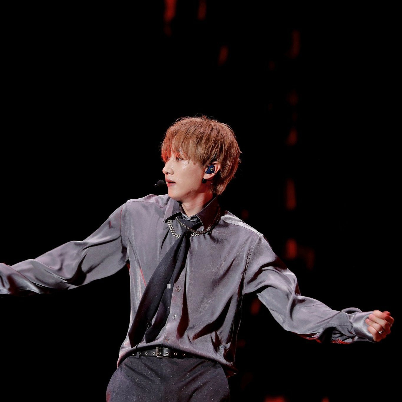 Behind-the-scenes cut of Eunhyuk (Super Junior)