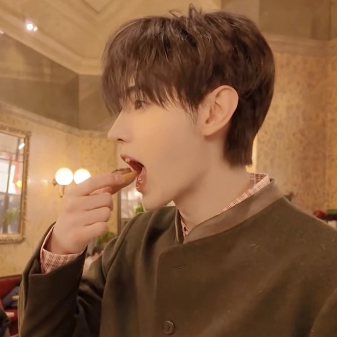 成训 (ENHYPEN)的幕后花絮