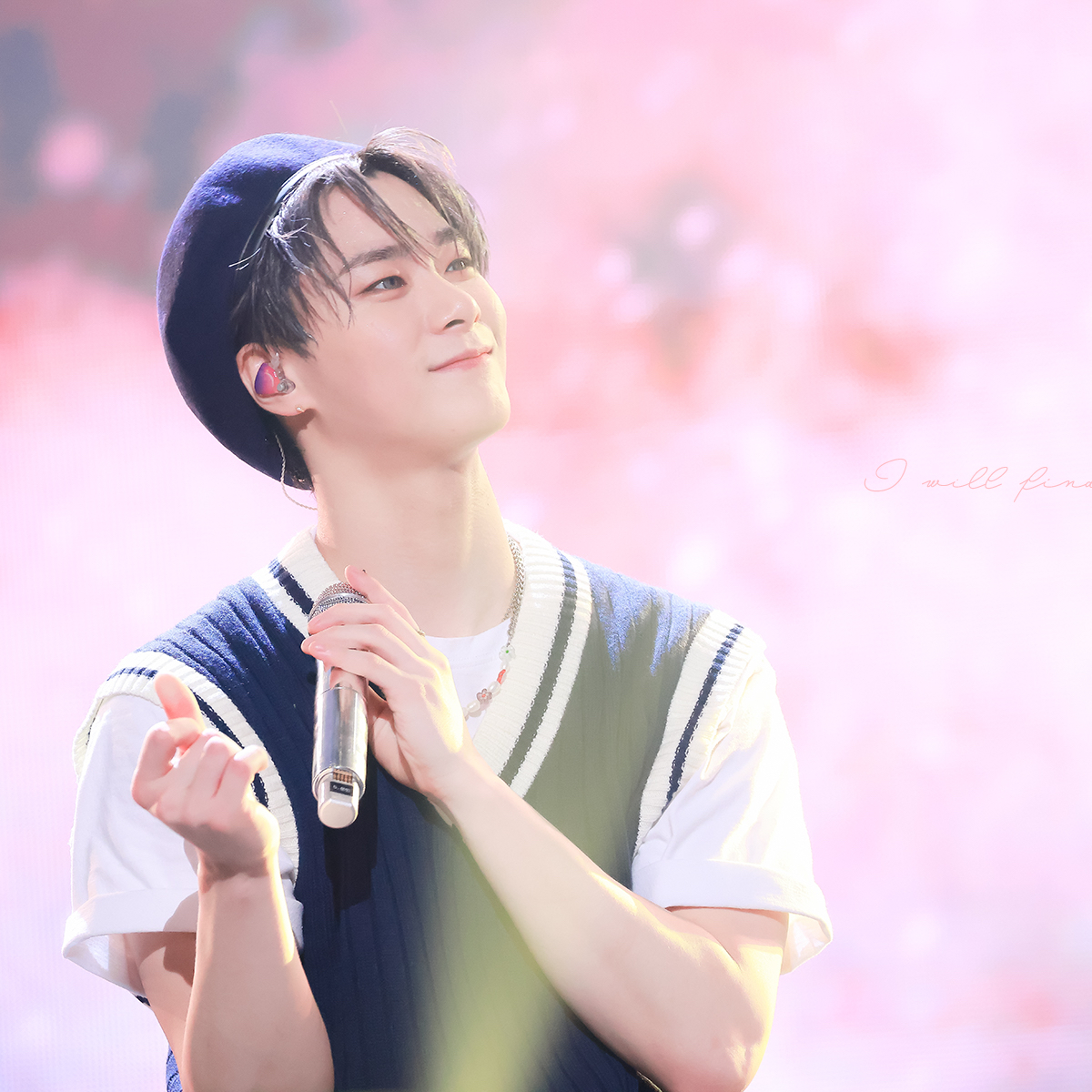 A moment captured by Moonbin (ASTRO)'s fan