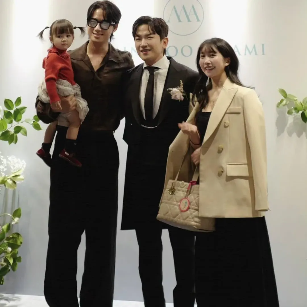 李玟雨 (神話)粉絲拍下的瞬間