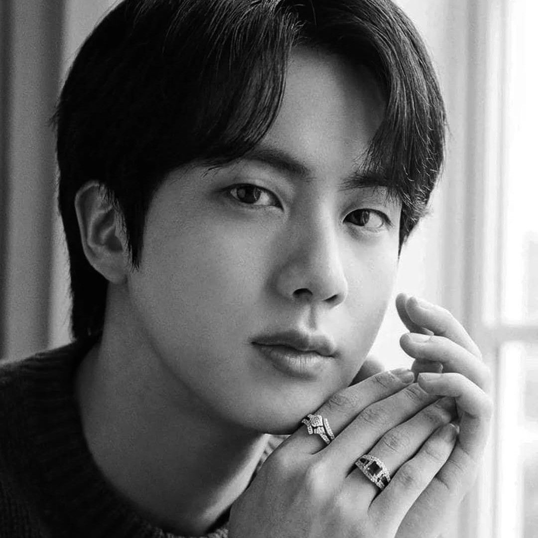 ジン (BTS)の最新写真