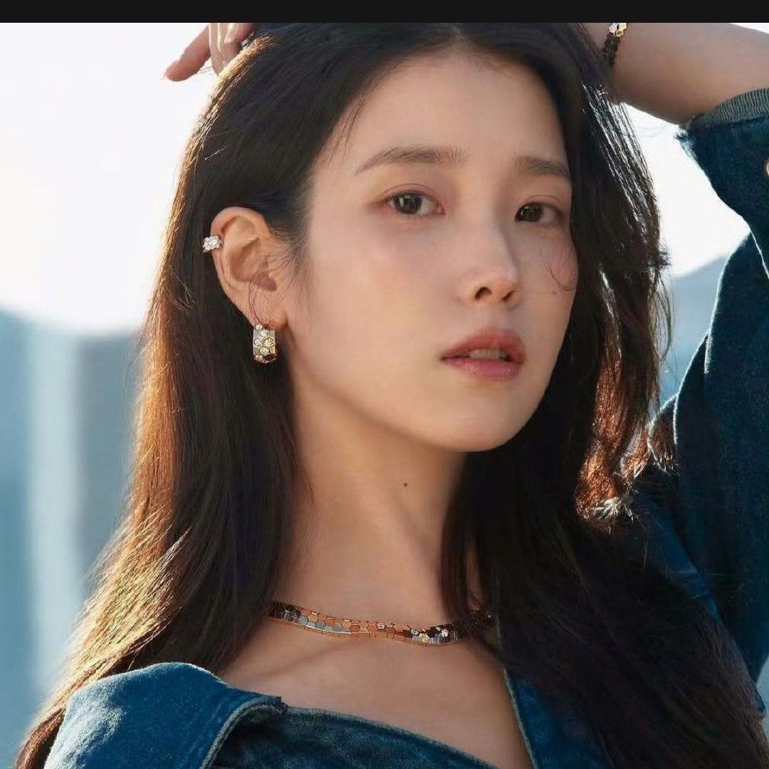 아이유의 비하인드 컷