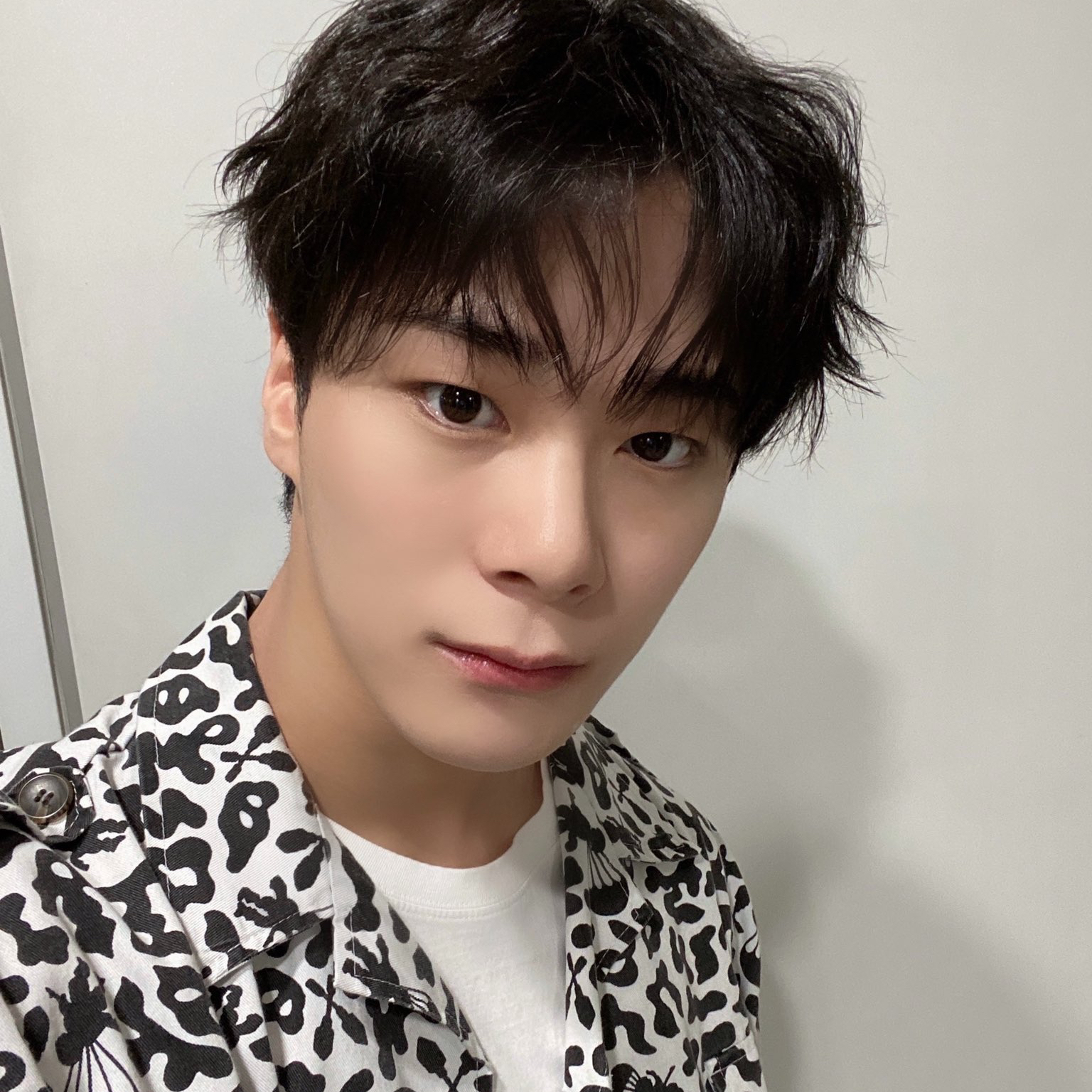 A moment captured by Moonbin (ASTRO)'s fan