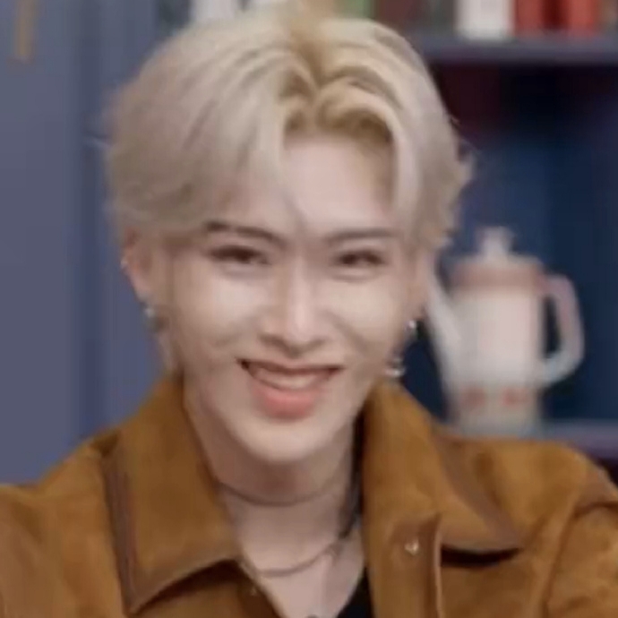 Latest photo of Ricky (ZEROBASEONE)