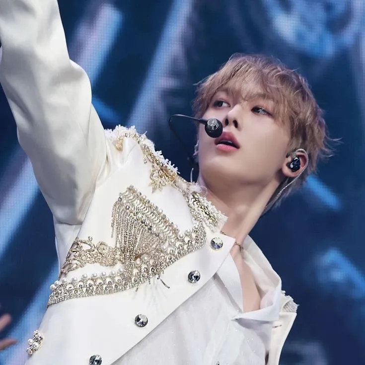 A moment captured by ASTRO's fan