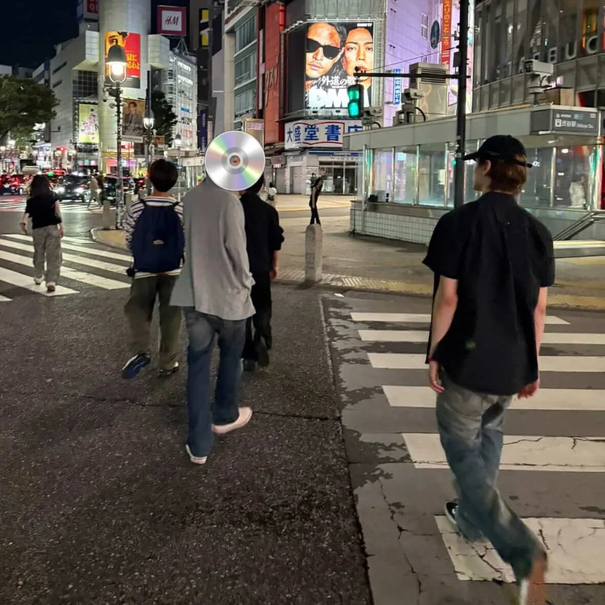 Behind-the-scenes cut of SEVENTEEN