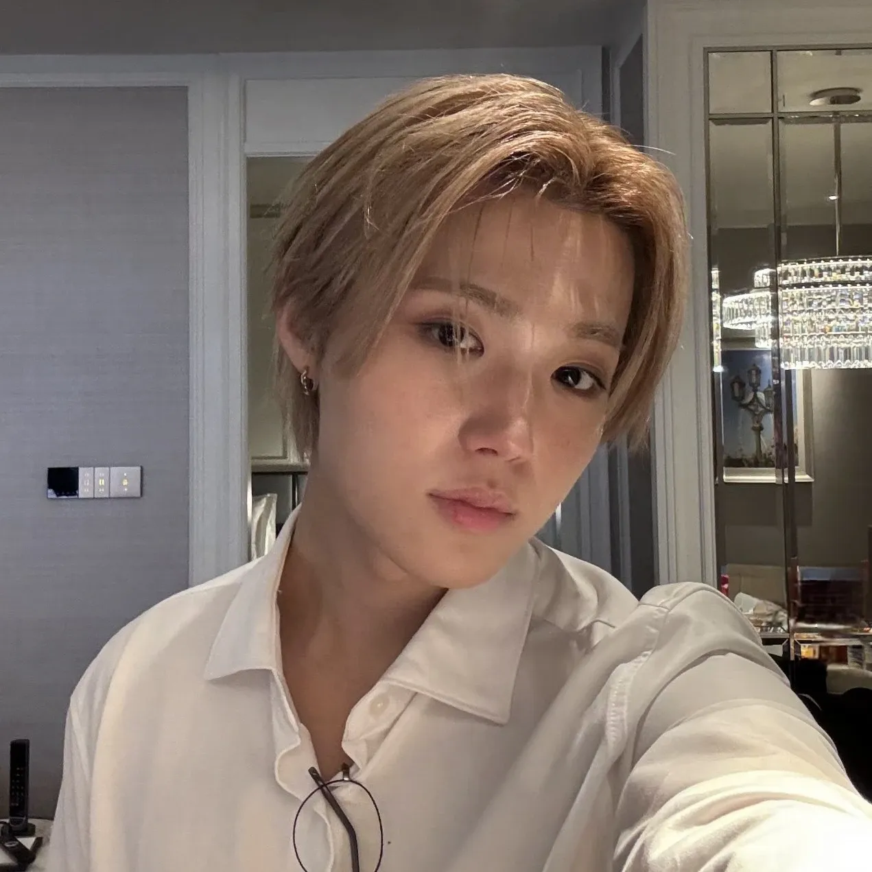 Recent activity shot of Doyoung (TREASURE)