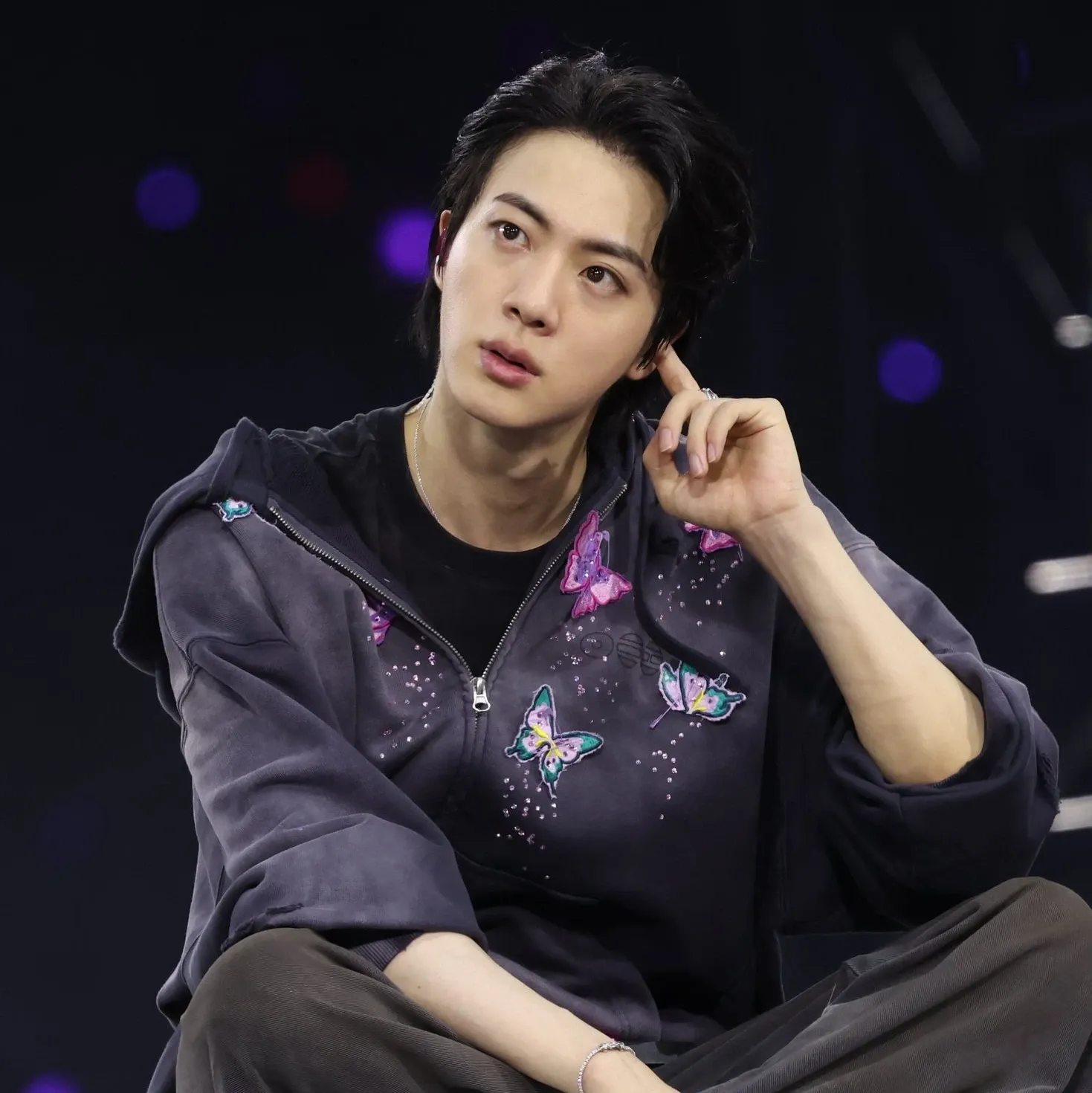 Foto terbaru Jin (BTS)