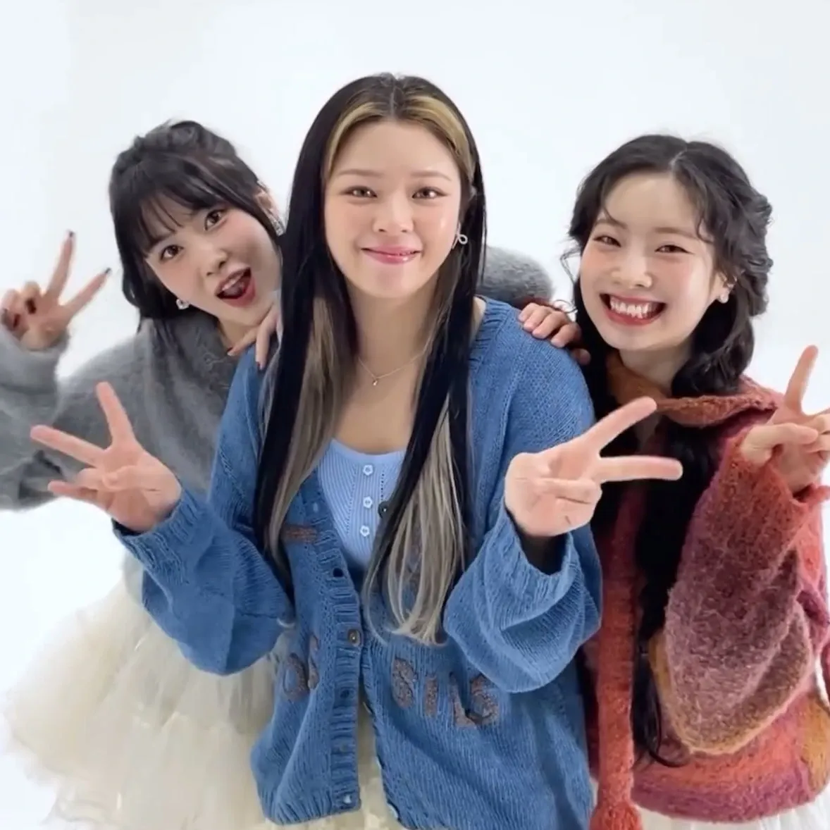 Foto terbaru Momo (TWICE)