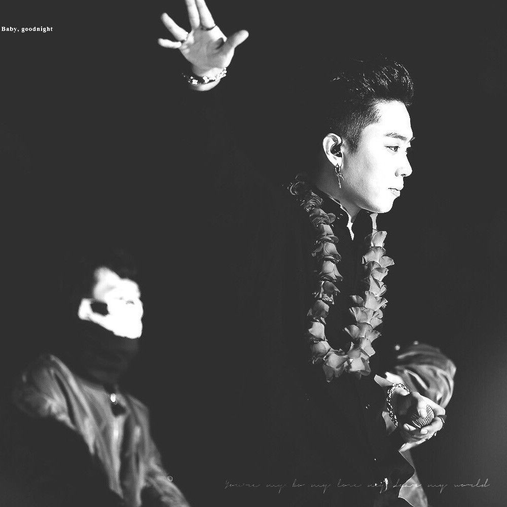 A moment captured by Eun Jiwon (SECHSKIES)'s fan