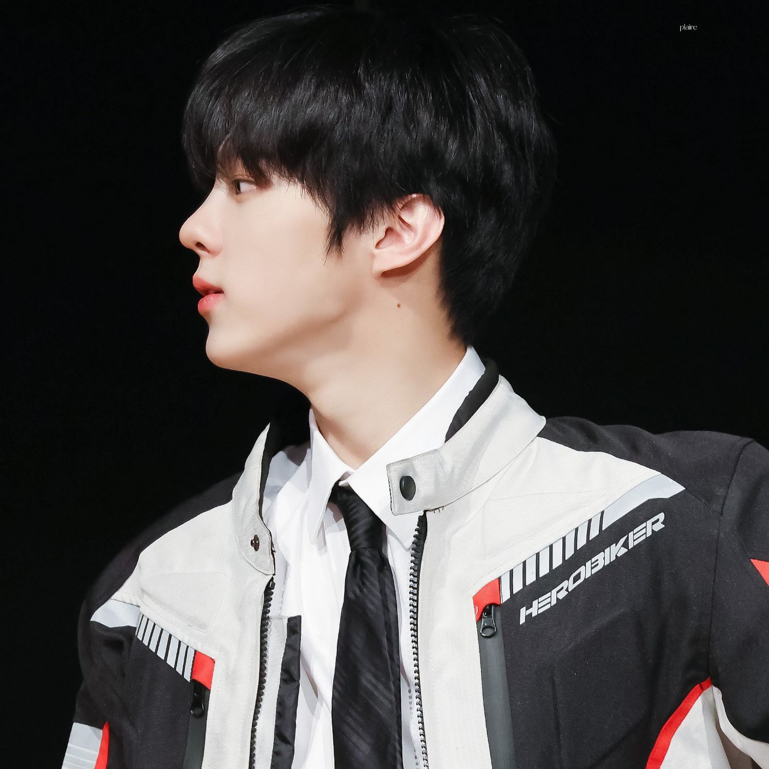 キム・ウソクの最近の活動写真