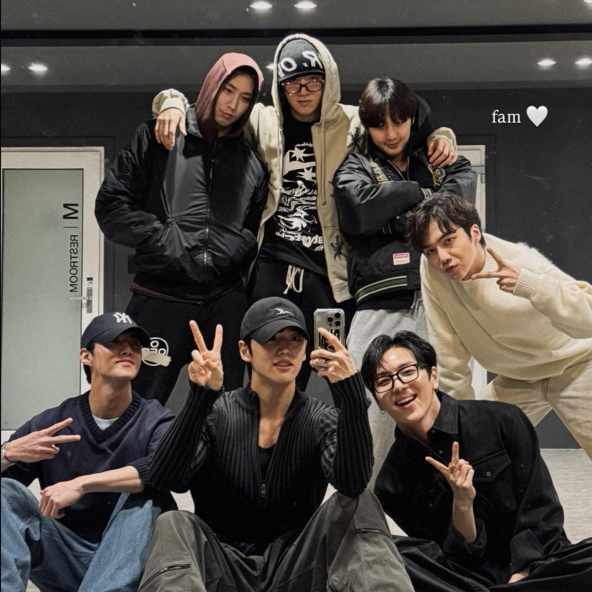 A moment captured by PENTAGON's fan