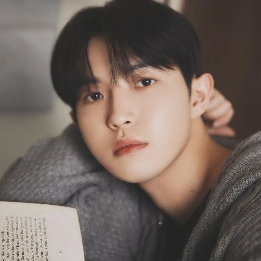 A moment captured by Kim Jaehwan's fan