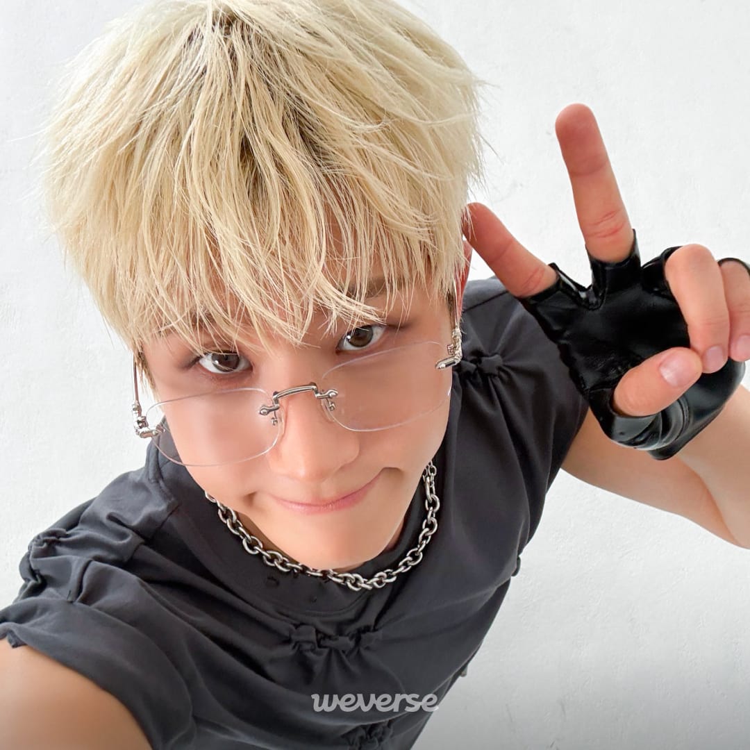 아스트로 최근 활동샷