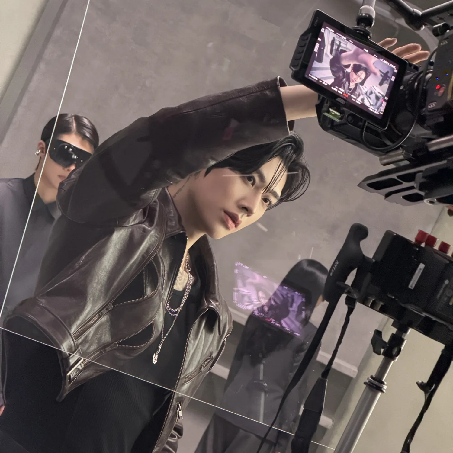Behind-the-scenes cut of Ricky