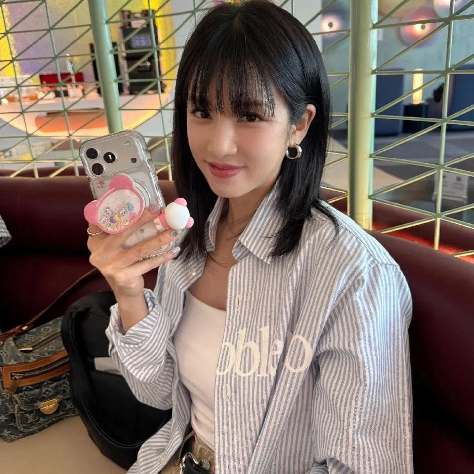 Latest photo of Park Chorong (Apink)