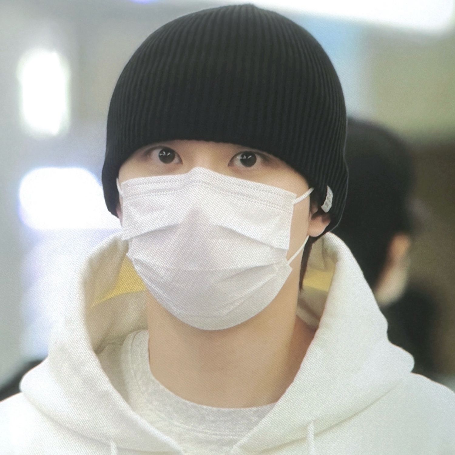 Behind-the-scenes cut of D.O. (EXO)