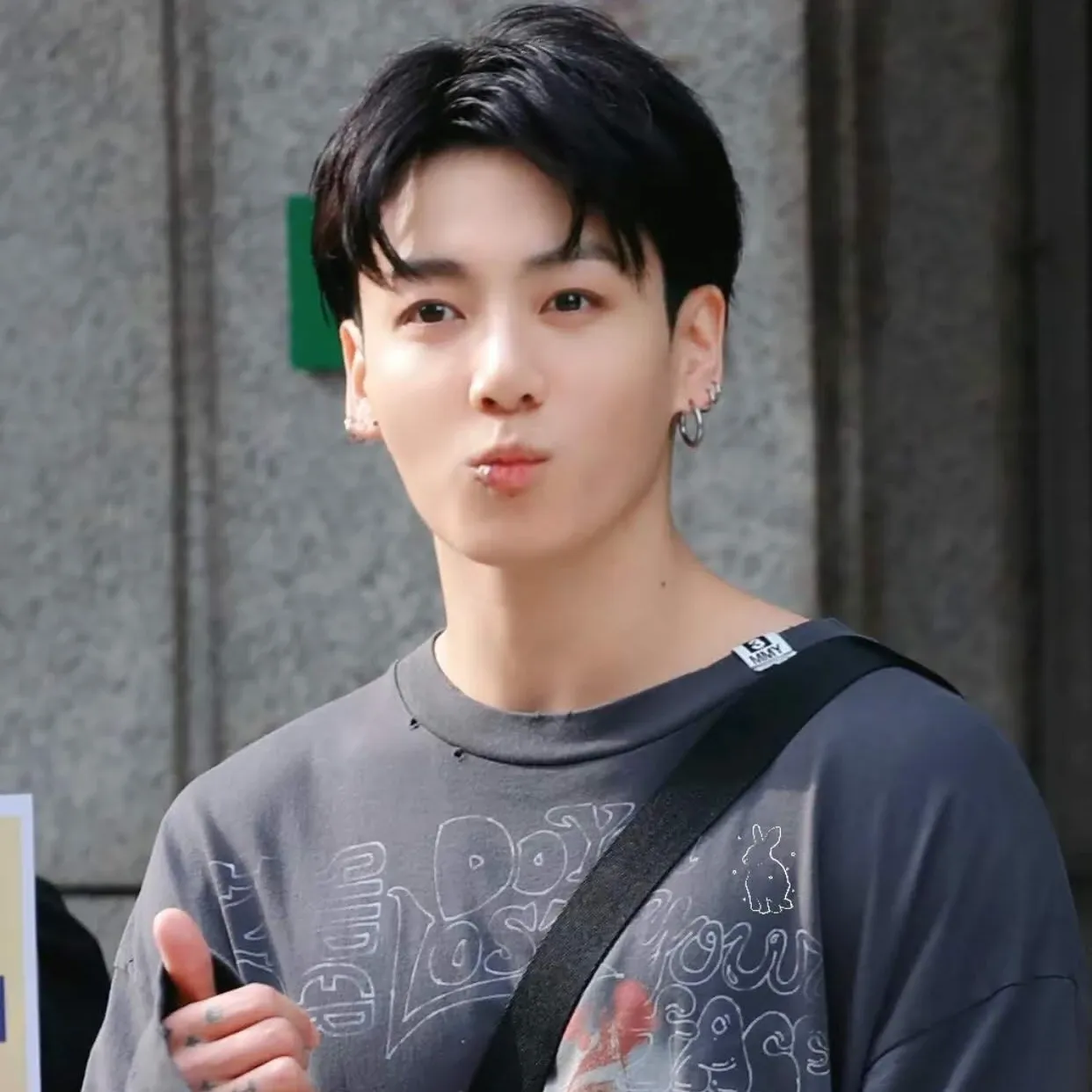 Momen yang diabadikan oleh penggemar Jungkook (BTS)