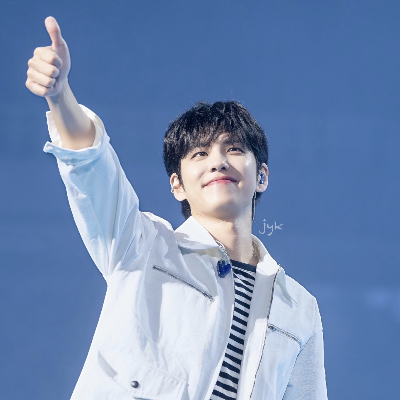 원필 (DAY6) 최근 활동샷