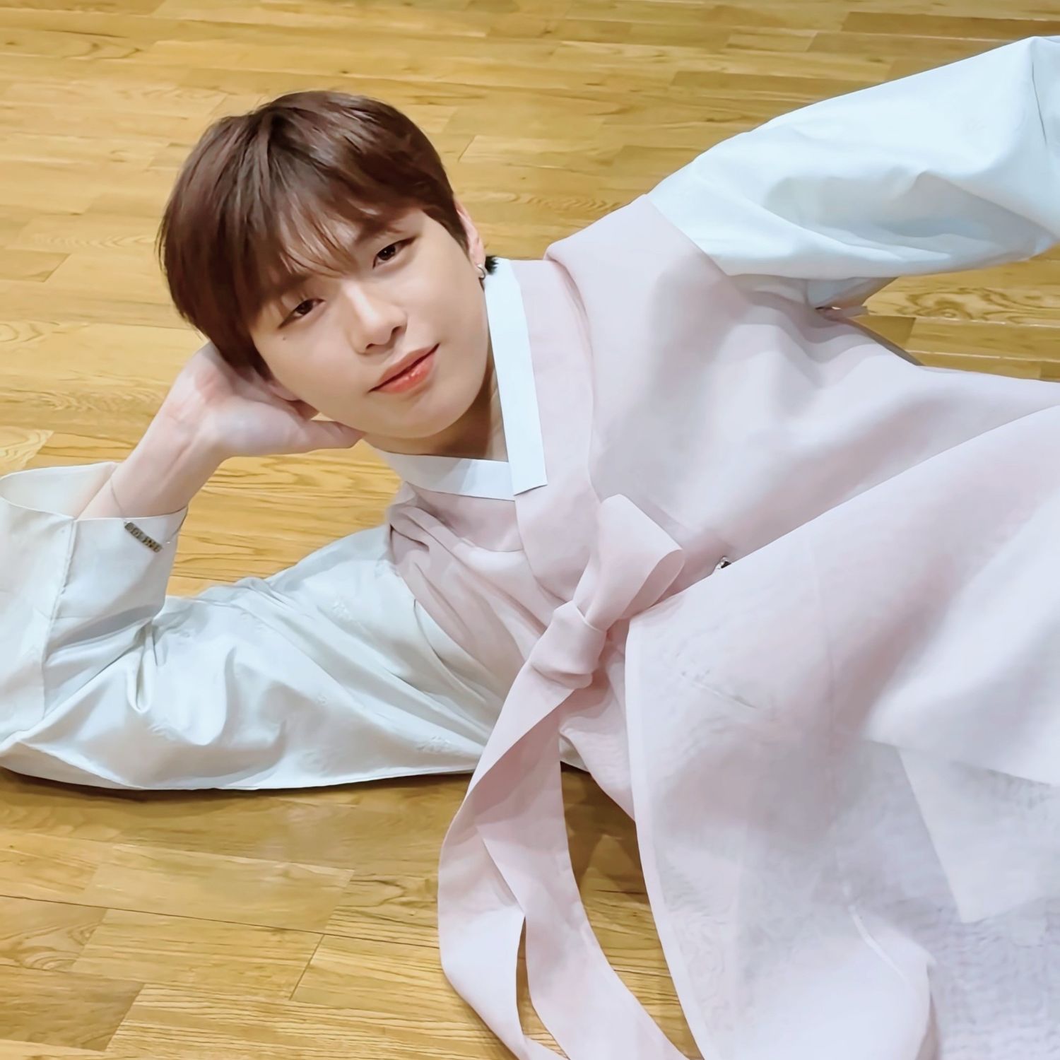 강다니엘의 최신 사진