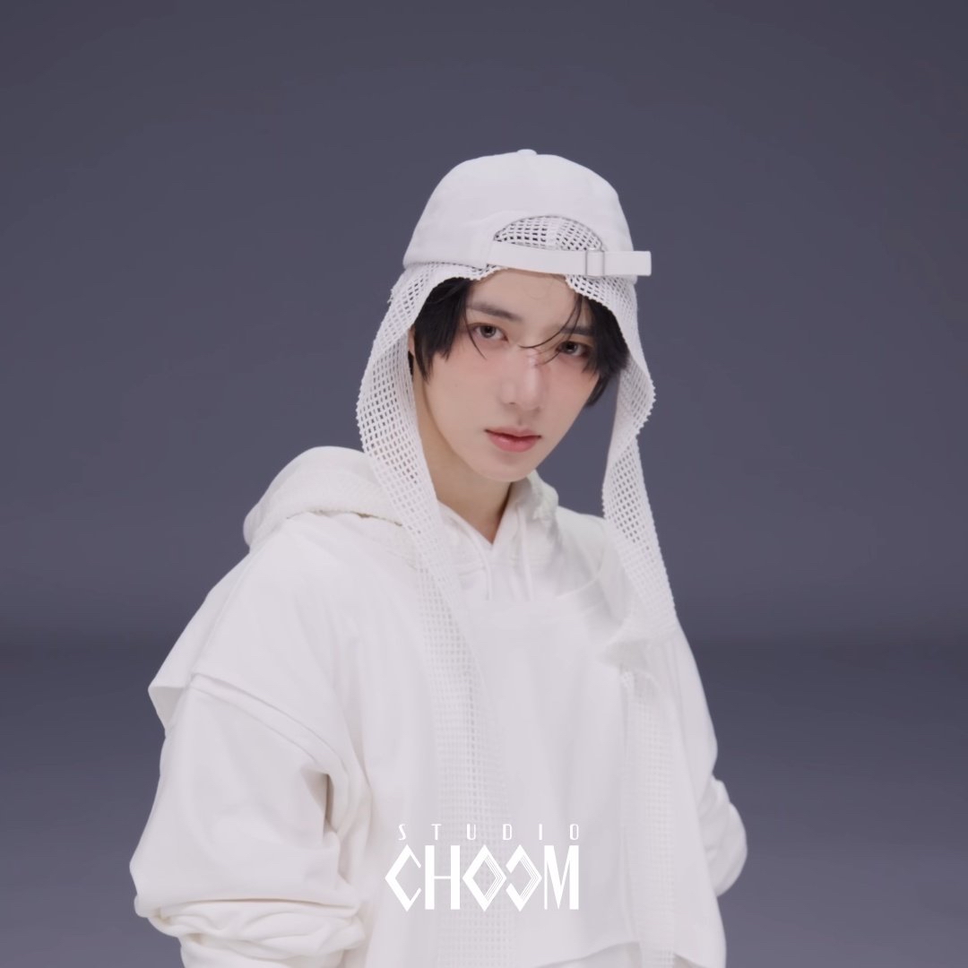 범규 (투모로우바이투게더) 최근 활동샷