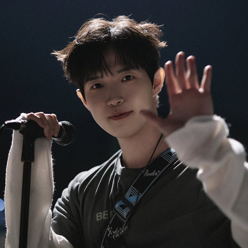 Momen yang diabadikan oleh penggemar Kim Jaehwan