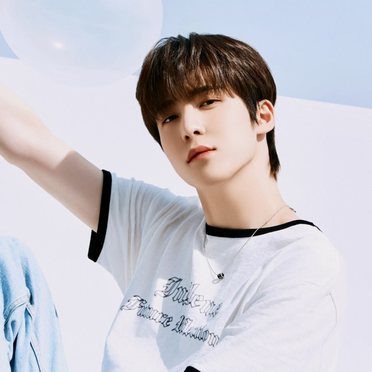 ATEEZ的最新活動照片