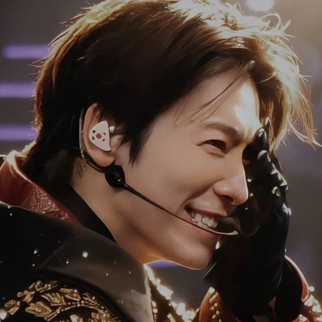 Momen yang diabadikan oleh penggemar Donghae (Super Junior)