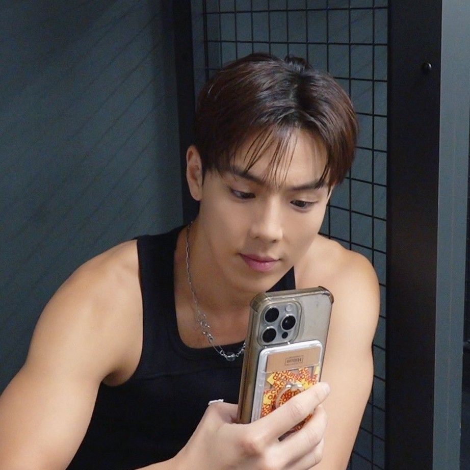 Foto terbaru Shownu (MONSTA X)
