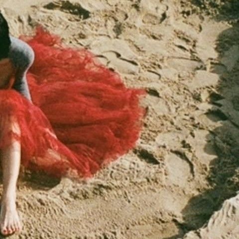 华莎 (MAMAMOO)的最新活动照片