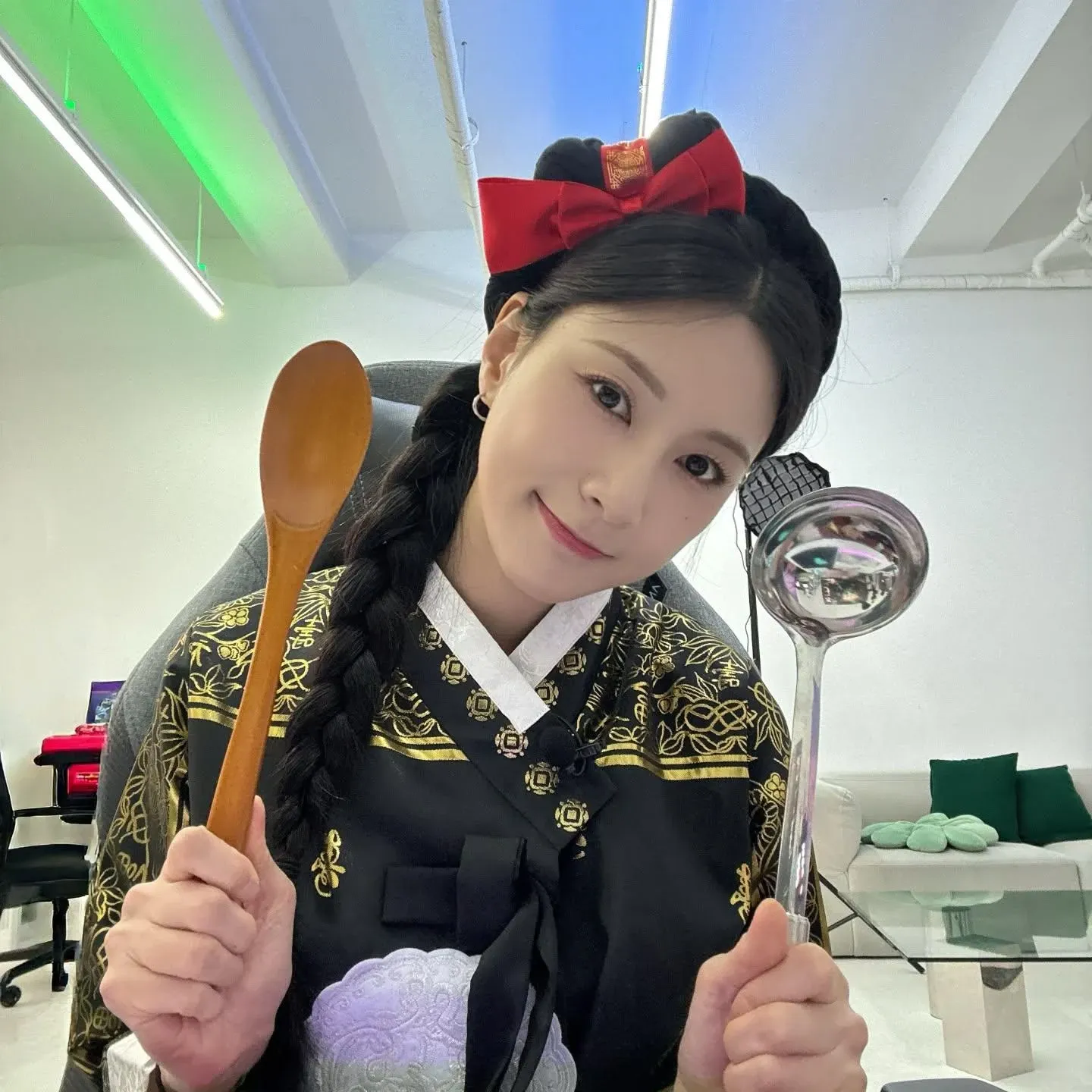 Behind-the-scenes cut of Oh Hayoung (Apink)
